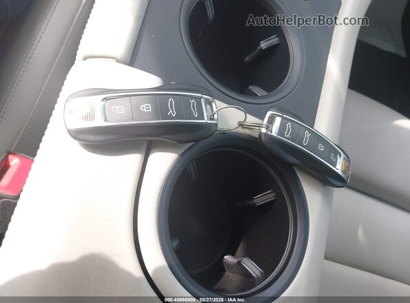 WP0AB2Y17MSA41939 2021 PORSCHE TAYCAN Серебряный Вид панели приборов
