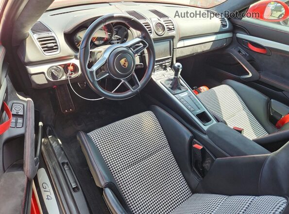 WP0AC2A82GK192399 2016 PORSCHE CAYMAN Red Vista del salpicadero