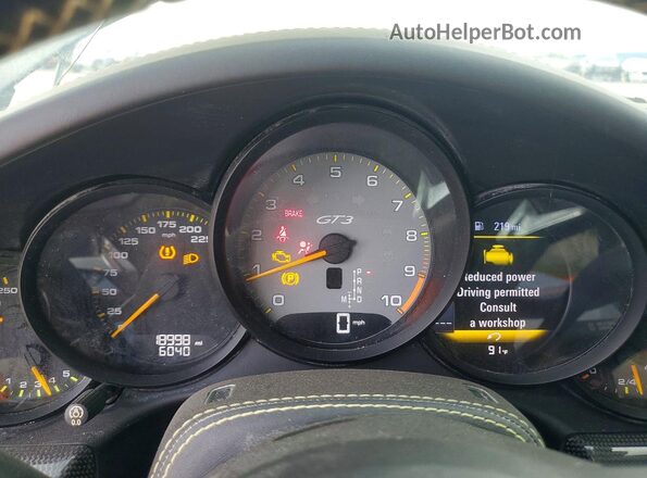 WP0AC2A95JS175760 2018 PORSCHE 911 Зеленый Вид щитка приборов