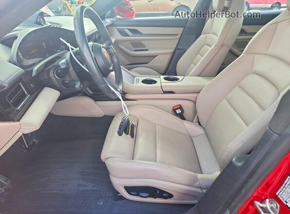 WP0AC2Y11LSA71398 2020 PORSCHE TAYCAN Красный Вид салона спереди