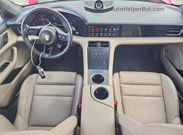 WP0AC2Y11LSA71398 2020 PORSCHE TAYCAN Красный Вид панели приборов