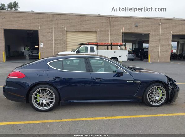 WP0AD2A78GL040870 2016 PORSCHE PANAMERA Dark Blue Widok wnętrza 360 stopni