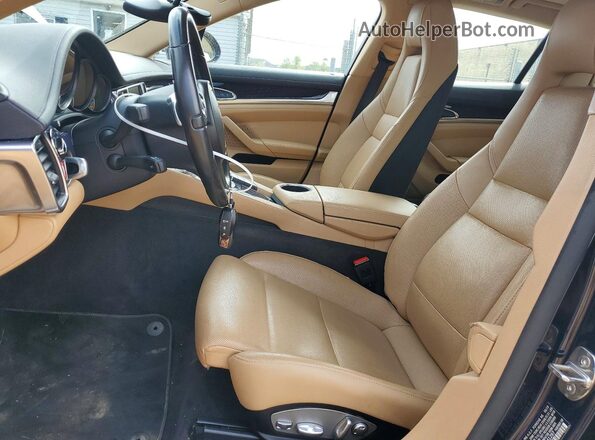 WP0AD2A79GL041297 2016 PORSCHE PANAMERA Синий Вид салона спереди