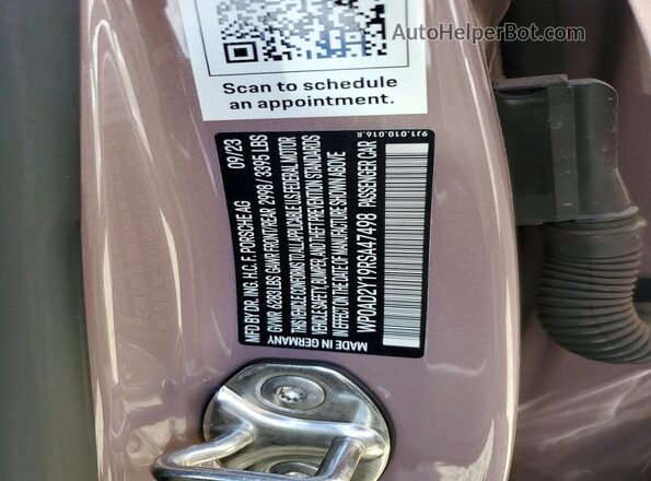 WP0AD2Y19RSA47498 2024 PORSCHE TAYCAN Pink VIN կոդի պիտակի տեսք