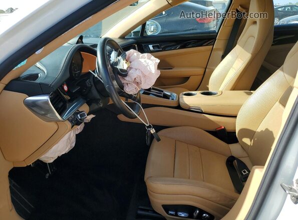 WP0AE2A71KL125569 2019 PORSCHE PANAMERA White Вид салону спереду
