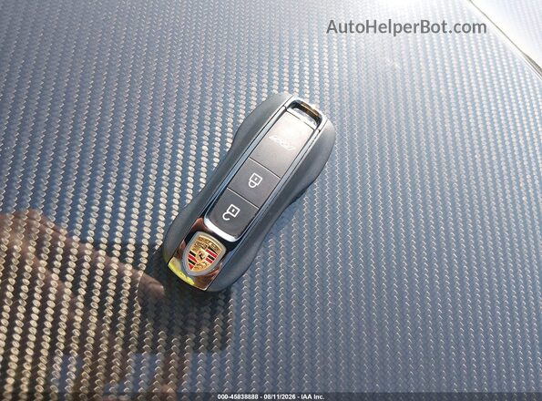 WP0AF2A94SS279794 2025 PORSCHE 911 Серебряный Вид панели приборов