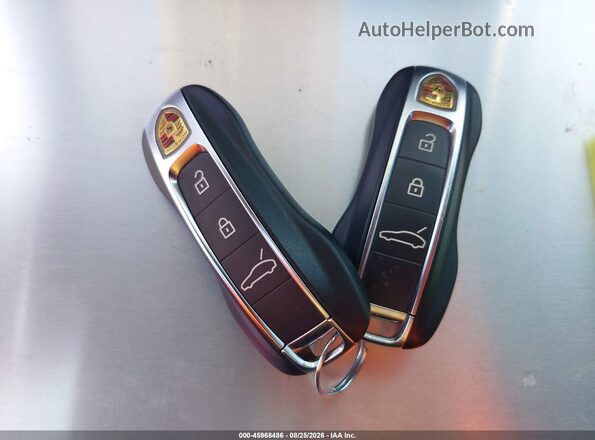 WP0AJ2A78NL100894 2022 PORSCHE PANAMERA Белый Вид панели приборов