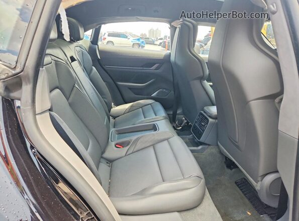WP0BC2Y18RSA68091 2024 PORSCHE TAYCAN Black უკანა სალონის ხედი
