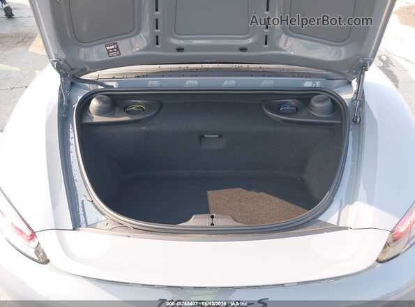 WP0CB2A86SK226011 2025 PORSCHE BOXSTER Gray 360 interior view