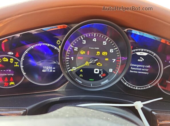 WP0CE2A70PL158028 2023 PORSCHE PANAMERA Red ხელსაწყოთა პანელის ხედი