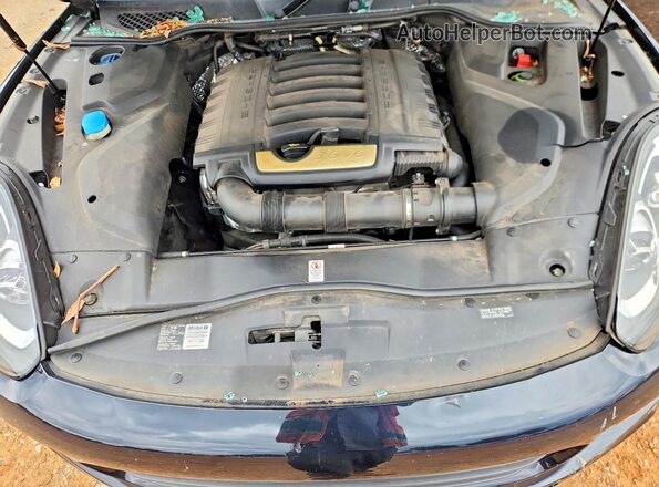 WP1AA2A21GKA08814 2016 PORSCHE CAYENNE Black Вид підкапотного простору
