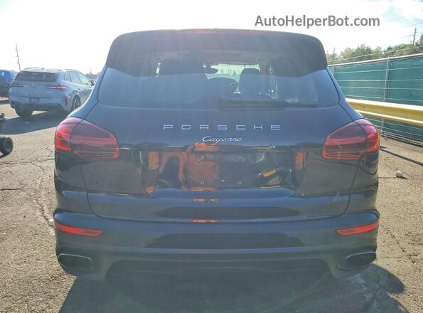 WP1AA2A21GKA12166 2016 PORSCHE CAYENNE Blue Rear view