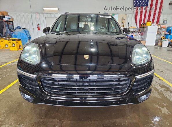 WP1AA2A21HKA80923 2017 PORSCHE CAYENNE Black Вид спереду