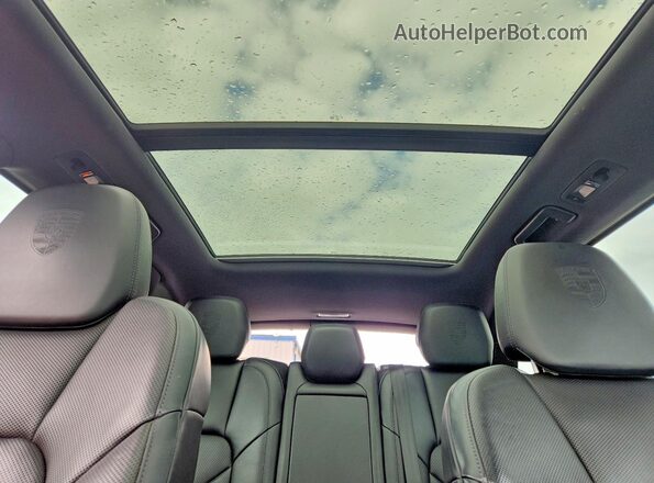 WP1AA2A21HKA80923 2017 PORSCHE CAYENNE Black Вид задніх сидінь