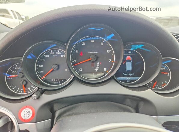 WP1AA2A21HKA82865 2017 PORSCHE CAYENNE White ხელსაწყოთა პანელის ხედი