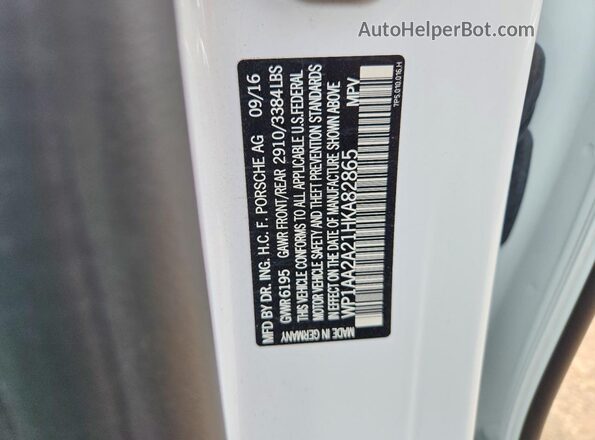 WP1AA2A21HKA82865 2017 PORSCHE CAYENNE White ძრავის განყოფილების ხედი