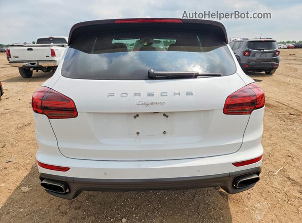 WP1AA2A21HKA82865 2017 PORSCHE CAYENNE White უკანა ხედი