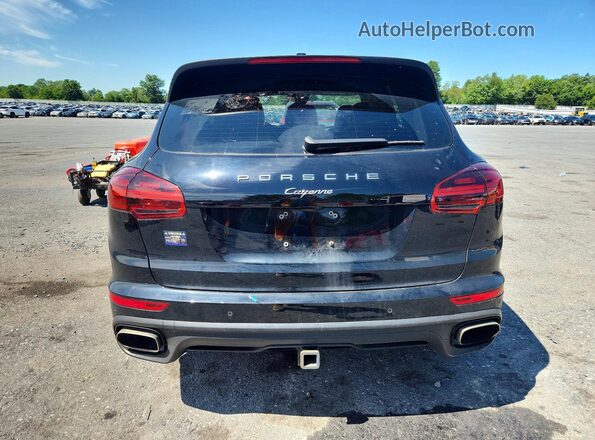 WP1AA2A21JKA06701 2018 PORSCHE CAYENNE Black Rear view