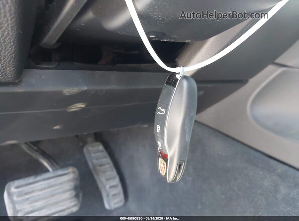 WP1AA2A22GLA10307 2016 PORSCHE CAYENNE Черный Вид панели приборов