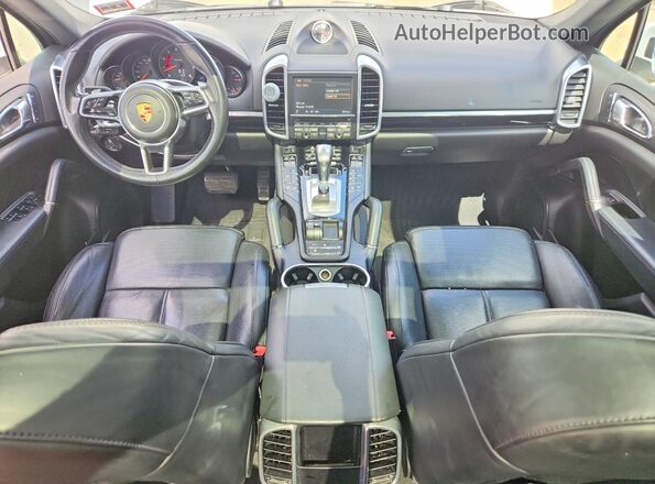 WP1AA2A23GLA06105 2016 PORSCHE CAYENNE White Առջևի վահանակի տեսք