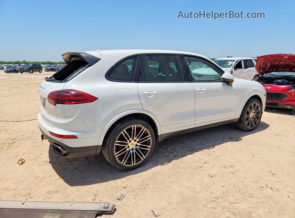 WP1AA2A23HKA82320 2017 PORSCHE CAYENNE White Rear right