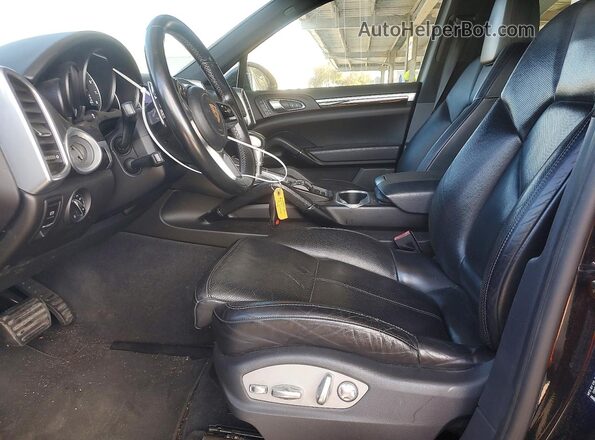 WP1AA2A25GKA12140 2016 PORSCHE CAYENNE Black Вид салону спереду