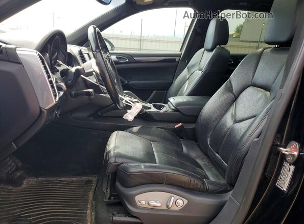 WP1AA2A25GKA15586 2016 PORSCHE CAYENNE Black Widok wnętrza z przodu