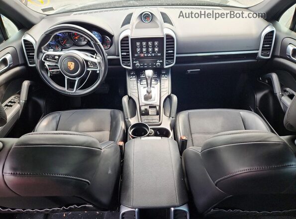 WP1AA2A25HKA81735 2017 PORSCHE CAYENNE Black წინა პანელის ხედი