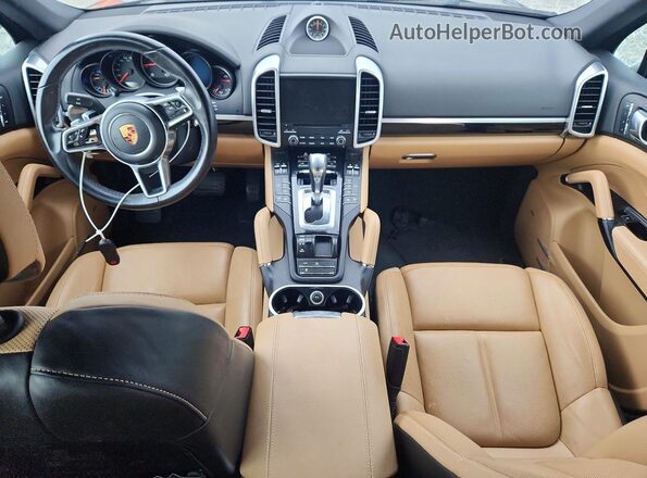 WP1AA2A28JKA01995 2018 PORSCHE CAYENNE Black Առջևի վահանակի տեսք
