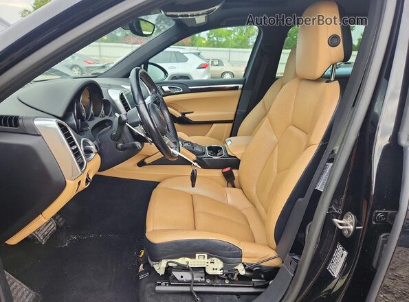 WP1AA2A28JKA01995 2018 PORSCHE CAYENNE Black Սալոնի դիմացի տեսք