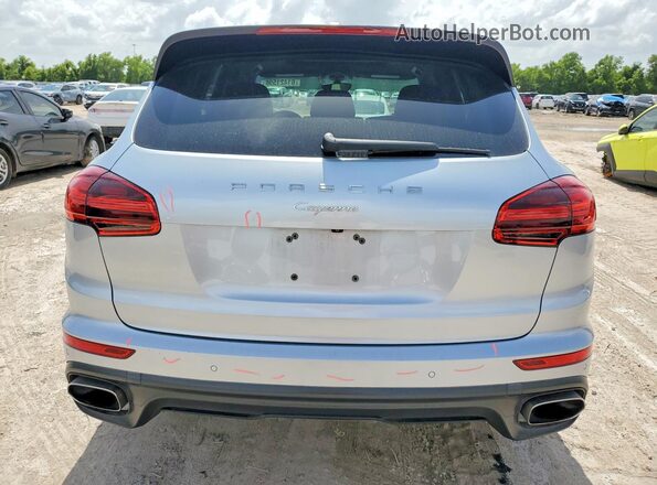 WP1AA2A2XGKA11405 2016 PORSCHE CAYENNE Silver Вид ззаду