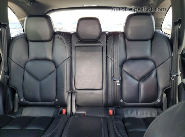 WP1AA2A2XGKA11405 2016 PORSCHE CAYENNE Silver Вид задніх сидінь