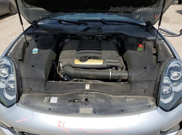 WP1AA2A2XGKA11405 2016 PORSCHE CAYENNE Silver Вид підкапотного простору