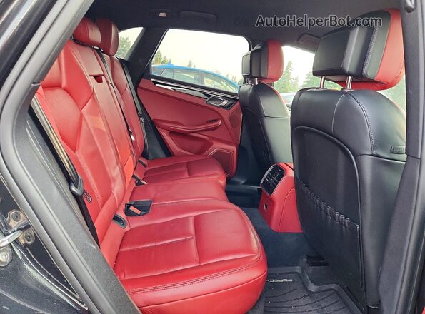 WP1AA2A50PLB00615 2023 PORSCHE MACAN Charcoal Вид задньої частини салону