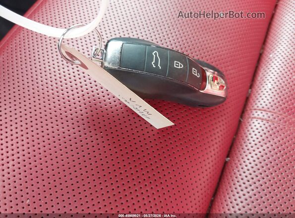 WP1AA2A52KLB02598 2019 PORSCHE MACAN White Vista del salpicadero