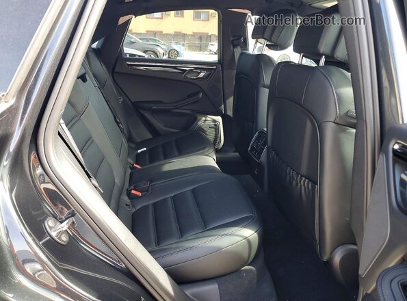 WP1AA2A52TLB09455 2026 PORSCHE MACAN Gray Հետևի նստատեղերի տեսք