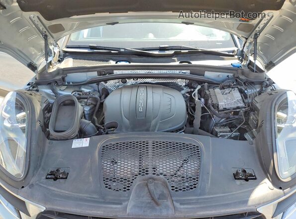 WP1AA2A53LLB02188 2020 PORSCHE MACAN Silver ძრავის განყოფილების ხედი