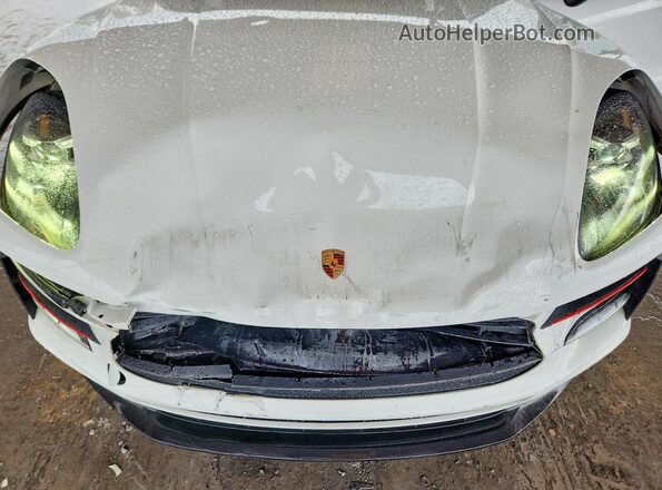 WP1AA2A53MLB06193 2021 PORSCHE MACAN White Engine compartment view