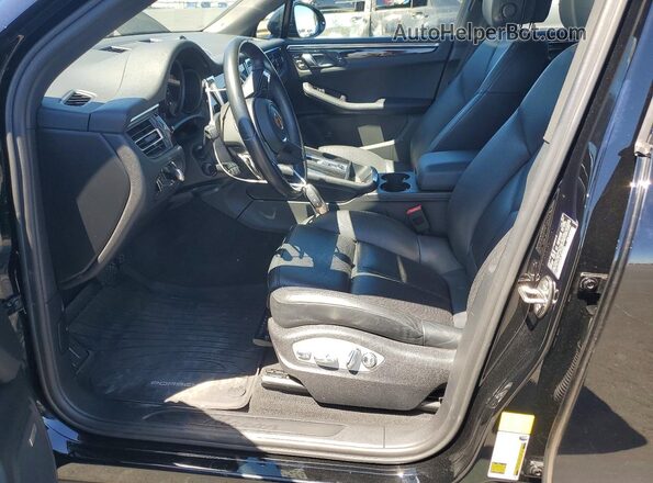 WP1AA2A54PLB00228 2023 PORSCHE MACAN Black წინა სალონის ხედი