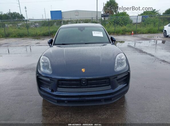 WP1AA2A54PLB17675 2023 PORSCHE MACAN Dark Blue Widok wnętrza z tyłu