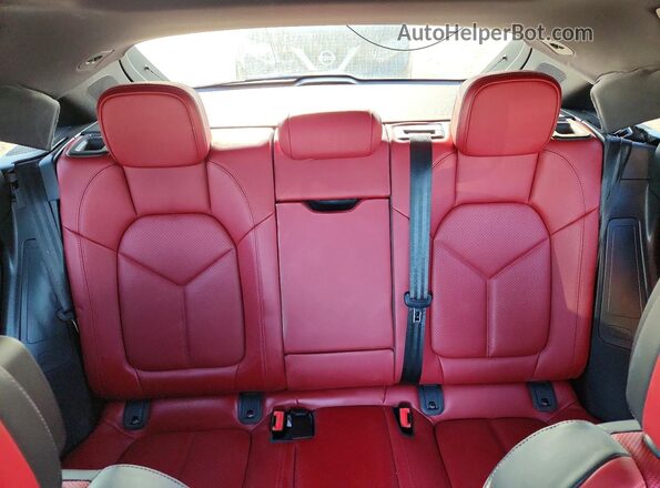 WP1AA2A54RLB20353 2024 PORSCHE MACAN Black Vista de los asientos traseros