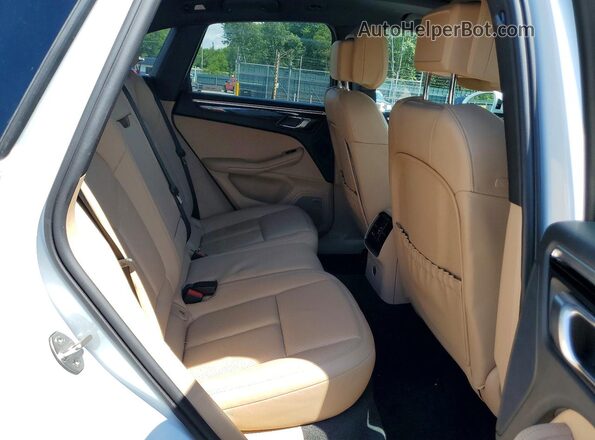 WP1AA2A56MLB05815 2021 PORSCHE MACAN White Սալոնի հետևի տեսք
