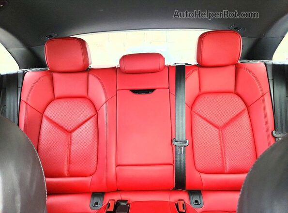 WP1AA2A57JLB19136 2018 PORSCHE MACAN Black უკანა სავარძლების ხედი