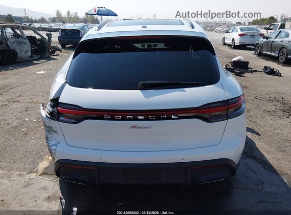 WP1AA2A57NLB05663 2022 PORSCHE MACAN White 