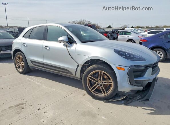 WP1AA2A57PLB03902 2023 PORSCHE MACAN Серебряный Передняя правая четверть