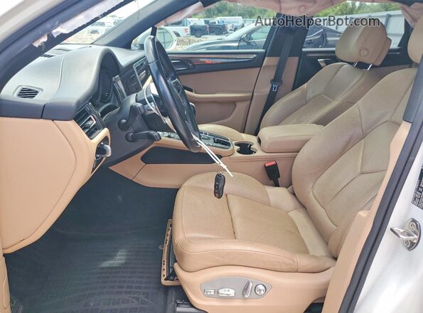 WP1AA2A58LLB11713 2020 PORSCHE MACAN Белый Вид салона спереди