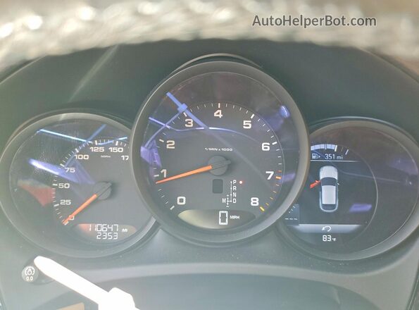 WP1AA2A59HLB02218 2017 PORSCHE MACAN Белый Вид щитка приборов