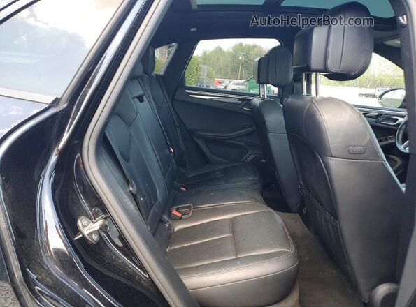WP1AA2A59LLB06617 2020 PORSCHE MACAN Black უკანა სავარძლების ხედი