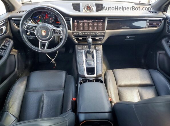WP1AA2A59LLB06617 2020 PORSCHE MACAN Black წინა პანელის ხედი