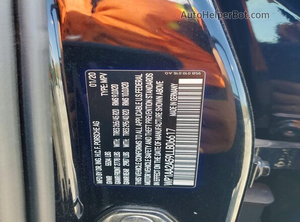 WP1AA2A59LLB06617 2020 PORSCHE MACAN Black ძრავის განყოფილების ხედი